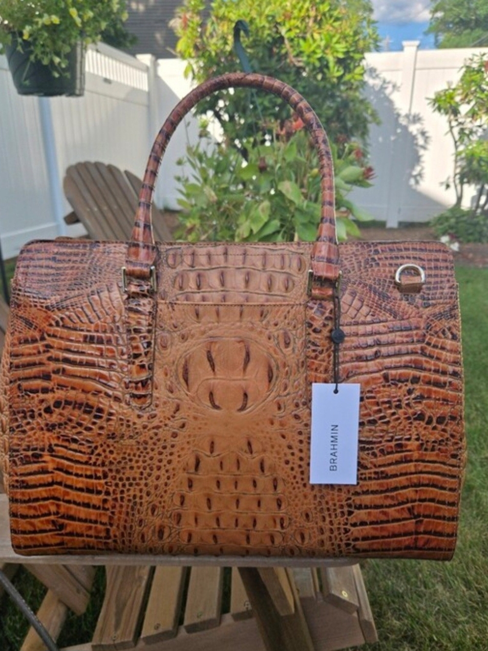 Brahmin Carryall Large Finley Handbag NWT - Picture 2 of 6